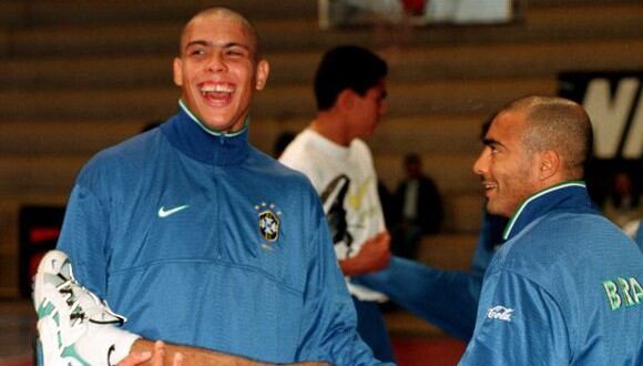 Ronaldo y Romario fueron campeones del Mundial 1994 con Brasil. (Foto: AFP)