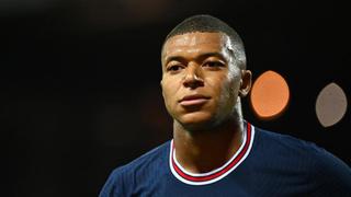 Lamentable: niña le pidió a Mbappé que no deje PSG, recibió insultos y el atacante salió en su defensa