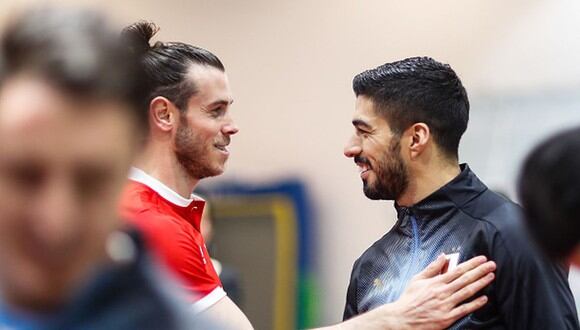 Luis Suárez y Gareth Bale fueron rivales en el fútbol español con Barcelona y Real Madrid. (Foto: Getty Images)