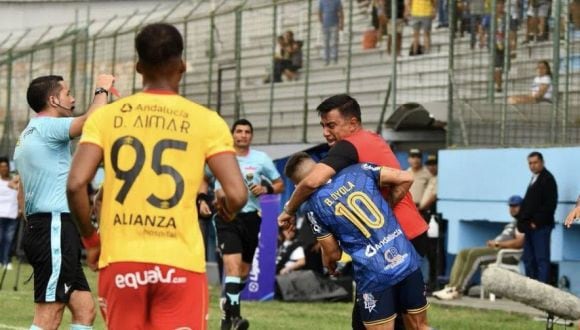 César Farías fue suspendido 14 meses en la Liga Pro de Ecuador. (Foto: Liga Pro)