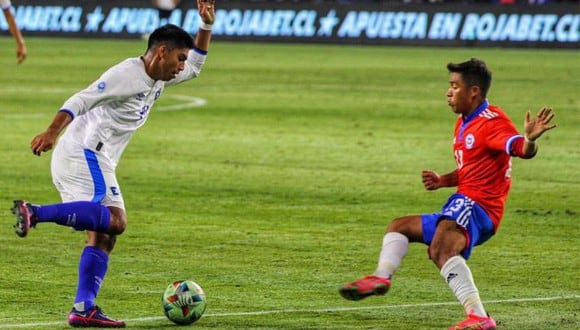 Aprobado con dudas: Chile venció 1-0 a El Salvador con gol de Sebastián Vegas