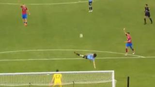 Candidato al Puskas: Cavani se lució con espectacular gol de chalaca y da la vuelta al planeta [VIDEO]