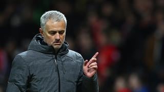 Un histórico del Manchester United sobre Mourinho: "Tal vez el club sea demasiado grande para él"