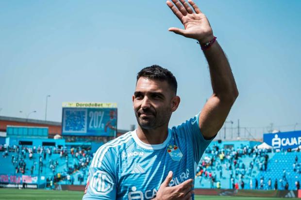 Cauteruccio terminó siendo el goleador del Apertura, con 16 tantos.