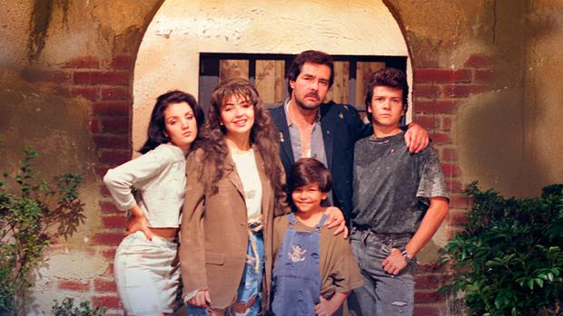 "María Mercedes" es una telenovela mexicana dirigida por Beatriz Sheridan y producida por Valentín Pimstein en 1992 (Foto: Televisa)