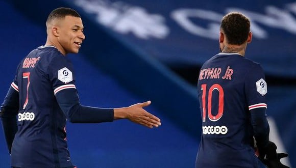 Neymar y Kylian Mbappé tienen contrato con PSG hasta mediados del 2022. (Foto: AFP)