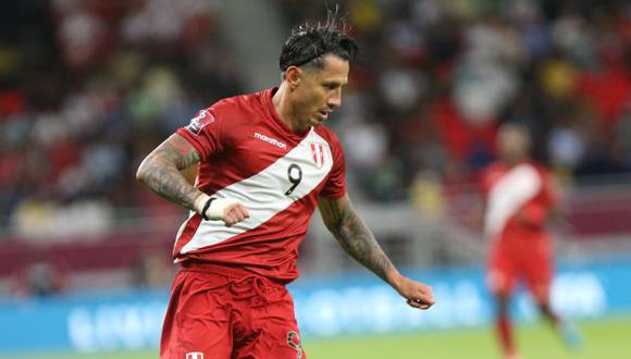 Gianluca Lapadula es uno de los referentes de la Selección Peruana (Foto: AFP)