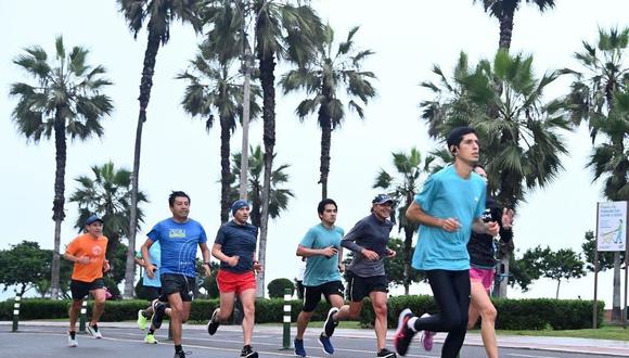 Perú Runners celebra la 113º edición del medio maratón de Lima. (Foto: Marathon)