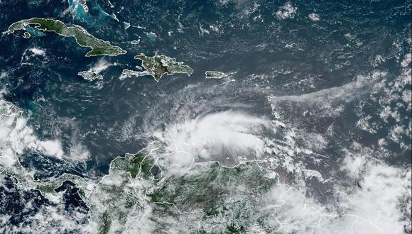 Imagen del ciclón tomada por el Centro Nacional de Huracanes (NHC) de Estados Unidos. (Foto: EFE)