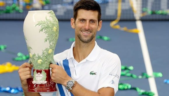 Novak Djokovic ganó el Masters 1000 de Cincinnati tras vencer a Milos Raonic. (AFP)
