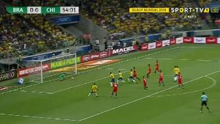 ¡Qué hiciste, Claudio! Blooper de Bravo para gol de Brasil frente a Chile en Sao Paulo [VIDEO]