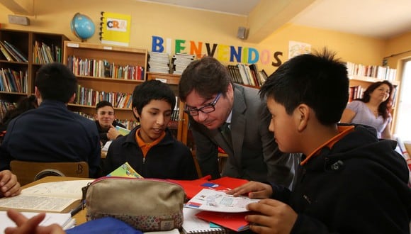 Bono Logro Escolar, Chile: el Gobierno continúa entregando el subsidio económico a los mejores estudiantes.