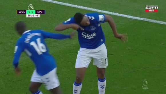 Yerry Mina le dio el empate a Everton en el final ante Wolverhampton | Captura: ESPN