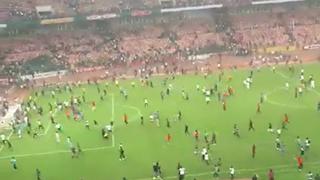 Graves incidentes: Nigeria fue eliminada y barristas causaron destrozos en el estadio [VIDEO]