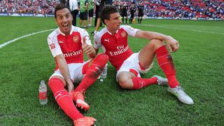 Arsenal: Cazorla muestra su clase en un cambio de pierna en un tiro de esquina