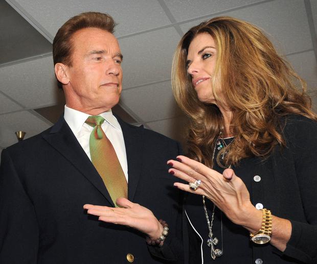 Maria Shriver y Arnold Schwarzenegger en una actividad oficial en California en 2009 (Foto: Mark Ralston / AFP)