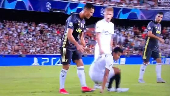 Cristiano Ronaldo expulsado con la agresión a Murillo que le valió la tarjeta roja en Champions [VIDEO] | FUTBOL-INTERNACIONAL | DEPOR