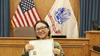 Requisitos y cómo solicitar la naturalización por ser miembro de las Fuerzas Armadas de EE.UU.