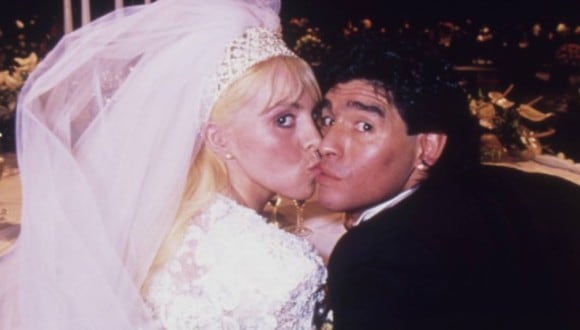 Claudia Villafañe fue la única mujer con la que Diego Maradona contrajo matrimonio. (Internet)