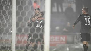 Paren las 'Orejas': la precisa asistencia de Edison Flores para el gol del Aalborg por la liga de Dinamarca