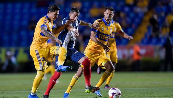 Tigres vs. Monterrey se midieron este sábado por la jornada 16 de la Liga MX 2021 (Foto: Getty Images)