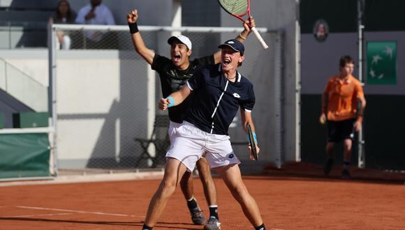 Gonzalo Bueno e Ignacio Buse se encuentran en las semifinales del Roland Garros Junior 2022. (Foto: Tenis al Máximo)