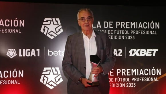 Jorge Fossati fue elegido como el mejor entrenador de la temporada 2023 de la Liga 1. (Foto: Violeta Ayasta/@photo.gec)