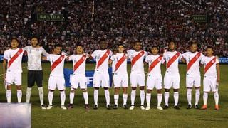 Paolo Guerrero a los hinchas: "Cantemos abrazados el Himno Nacional"