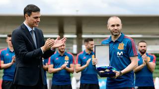 Llega motivado al Mundial: el increíble honor que recibió Iniesta por su trayectoria deportiva