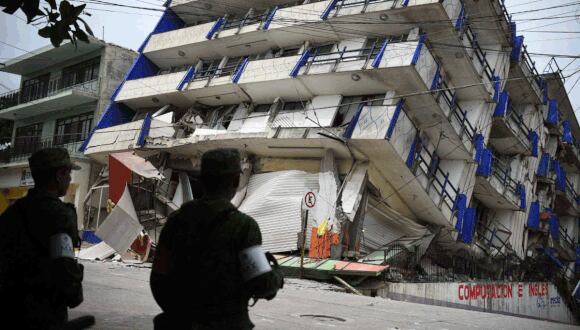 Un nuevo sismo, ahora de magnitud 6,8, sacudió a México y deja al menos dos personas muertas. (Foto: EFE)