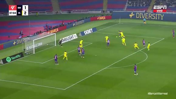 Pedri marcó el empate 2-2 de Barcelona ante Villarreal. (Video: ESPN)