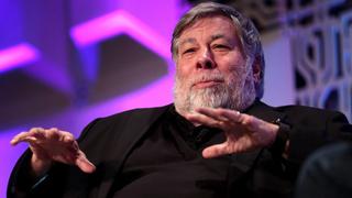 ¿Apple en crisis?Steve Wozniak critica que la compañía no compita con móviles de pantalla plegables