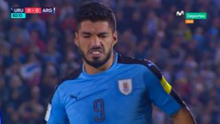 Protesta el Centenario: Luis Suárez salió lesionado ante Argentina y a los hinchas no les gustó nada