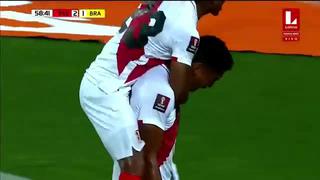 La suerte estuvo de nuestro lado: Renato Tapia anotó el 2-1 en el Perú vs. Brasil por Eliminatorias [VIDEO]