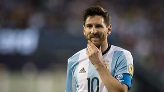 Bauza le preguntó a Messi si podía convocar al “jugador prohibido” y así respondió