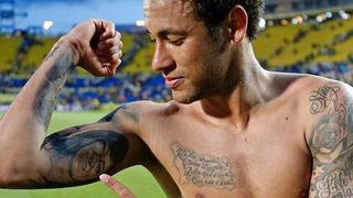 Duele con solo verlo: Neymar se hizo alucinante nuevo tatuaje en el pecho [FOTO]