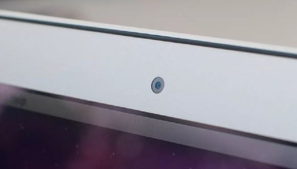 Apple emitió un comunicado oficial sobre la práctica de cubrir el lente con cinta