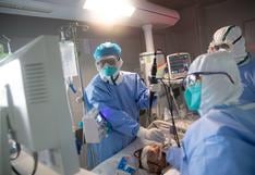 Tras trabajar 35 días sin parar: médico muere de derrame cerebral en China durante brote del Covid-19