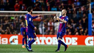 Y así se construyó la historia: el momento en el que Iniesta cede el brazalete a Messi [VIDEO]