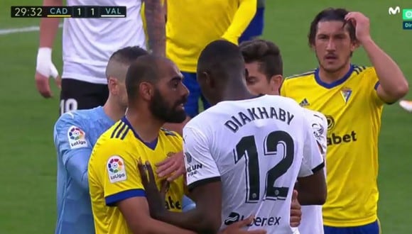 Mouctar Diakhaby acusa insulto racista en el partido entre Valencia y Cádiz.
