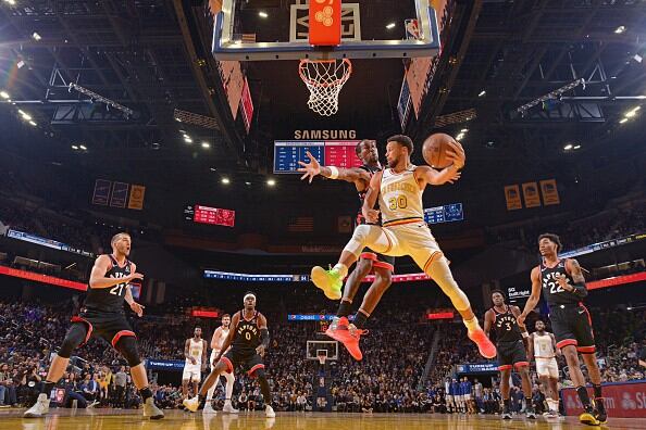 Los mejores basquetbolistas de la NBA podrían ver reducidos sus salarios a causa del coronavirus. (Foto: Getty Images)