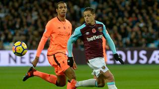 Con Chicharito Hernández: West Ham ganó 3-0 a Stoke City por la fecha 18 de la Premier League