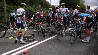 Para calmar la situación: Tour de Francia retiró denuncia contra la espectadora que provocó caída masiva