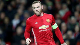 Wayne Rooney arremetió contra periodista tras ganarle al Feyenoord