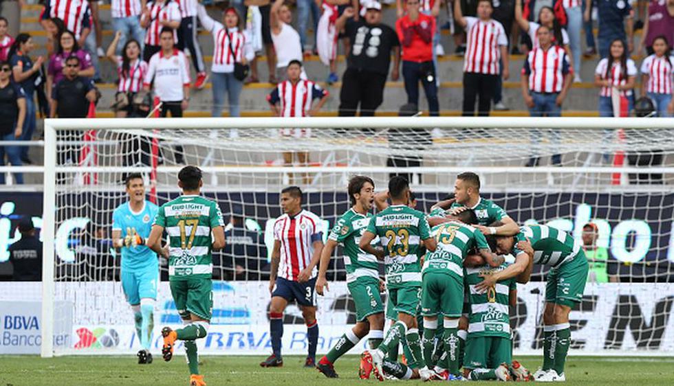 Chivas cayó ante Santos en Guadalajara y alcanzó su tercera derrota en el Apertura 2018 Liga MX. (Getty)