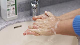 Coronavirus: ¿por qué el jabón es tan eficiente?