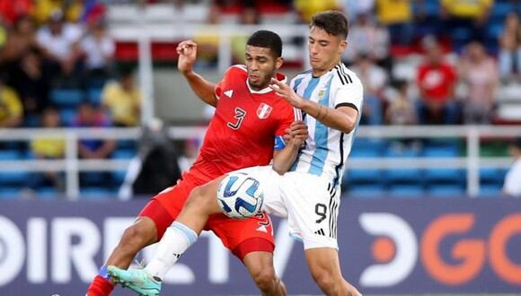 Arón Sánchez lamentó derrota de Perú ante Argentina (Foto: FPF)