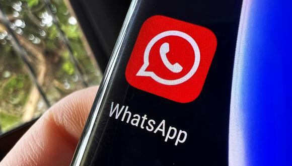 ¿Quieres tener WhatsApp Plus Rojo en tu celular Android? Ya puedes descargar la última versión del APK 2022. (Foto: Depor - Rommel Yupanqui)