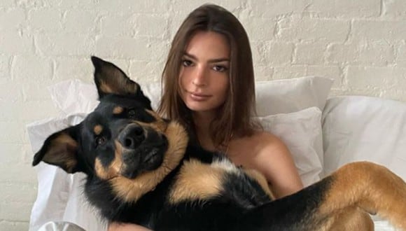 Las fotos que la modelo comparte con su perro, Colombo, superan los 2 millones de likes (Foto: Instagram)