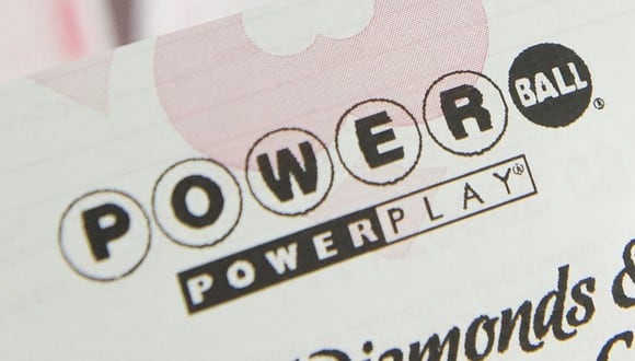 Powerball es un juego de lotería estadounidense ofrecido en 45 estados, el Distrito de Columbia, Puerto Rico y las Islas Vírgenes de EE. UU. (Foto referencial: Saul Loeb / AFP)